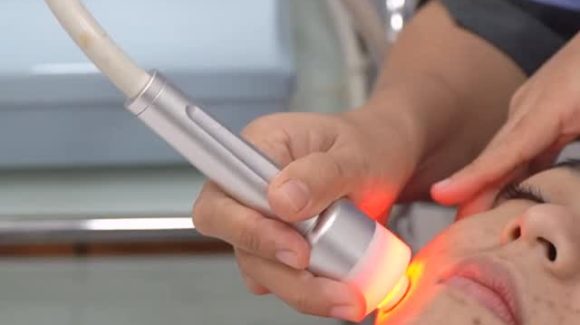 Rahasia Kulit Sehat “Glass Skin” Korea: Oxygen Facial di E3A Klinik